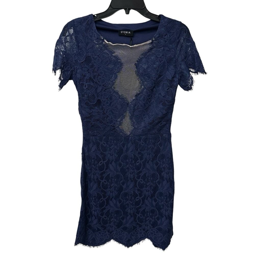 Storia Blue Lace Boutique Dress with V- Neck & Short Sleeves Size Small NWT